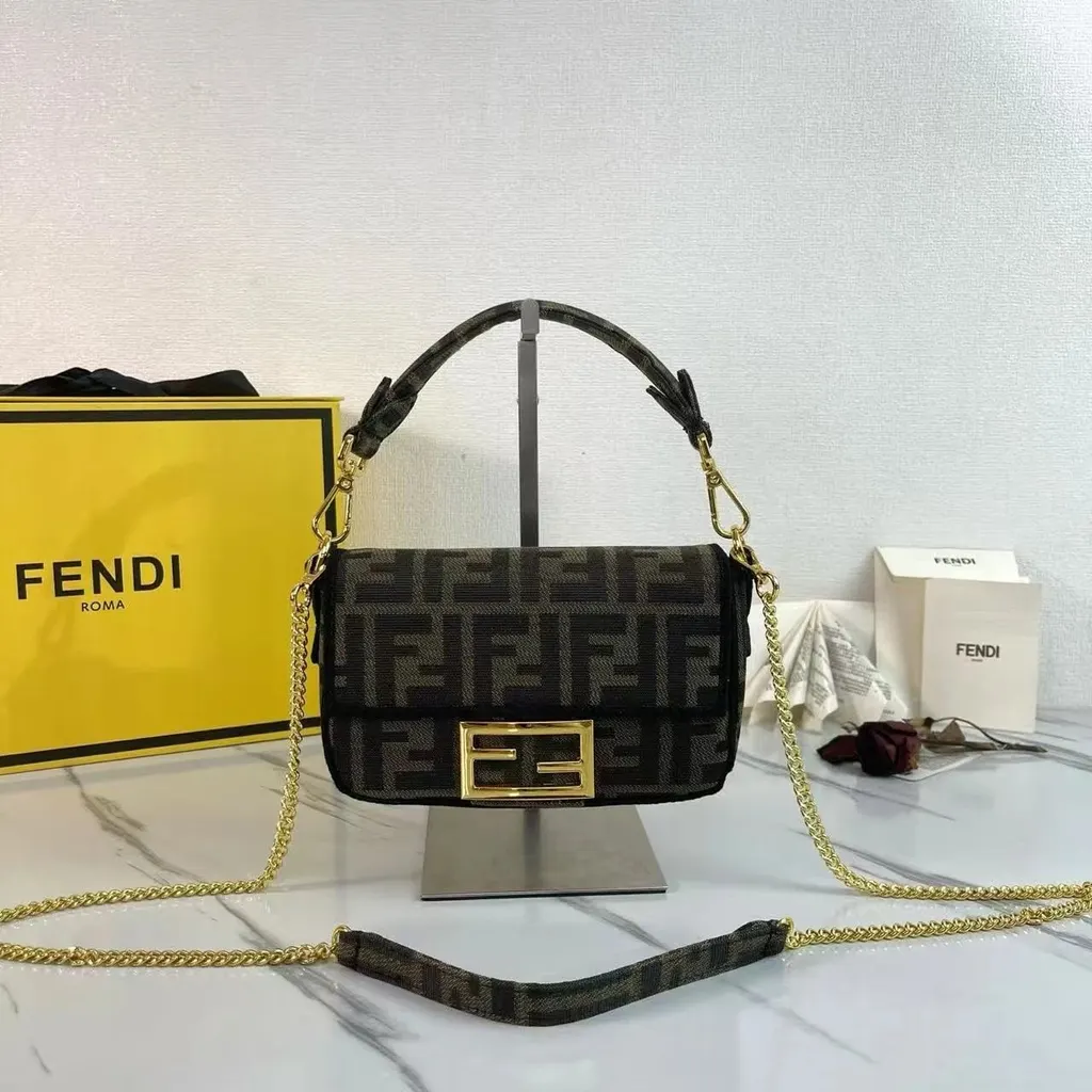 Sac Fendi Baguette mini